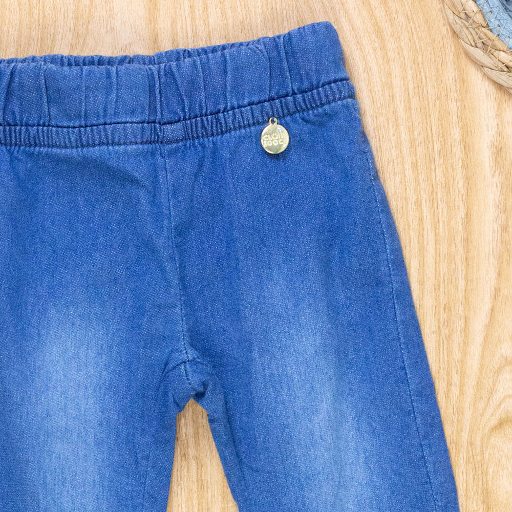 Calça Jeans Azul para Bebê com Detalhe em Strass - Perfeita!