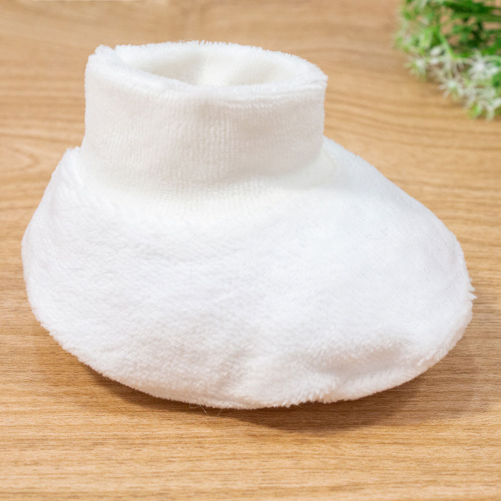 Pantufa de Bebê Plush Quentinho Branca Básica