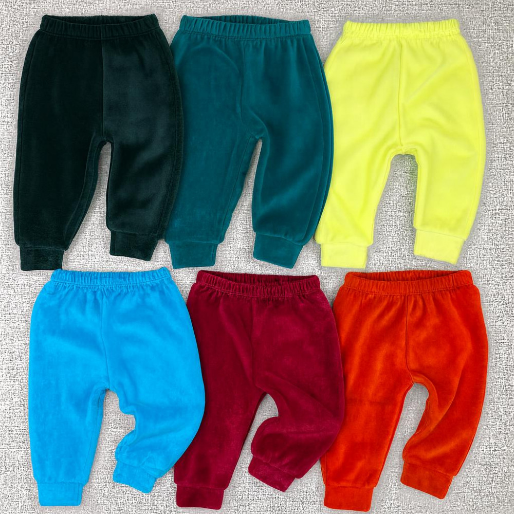 Calça Plush Verde Cítrico Com Pé Aberto para Bebê - Conforto no Dia a Dia