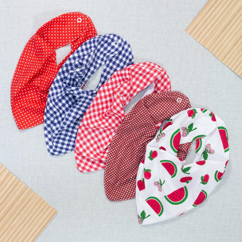 Babador Bandana Kit 5 Peças para Bebês de até 12 Meses