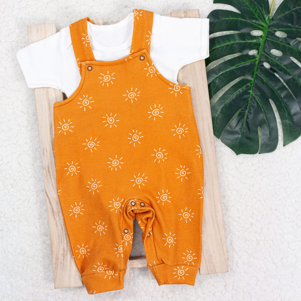 JARDINEIRA LONGA E BODY PARA BEBÊ MINIMALISTA SOL CARAMELO