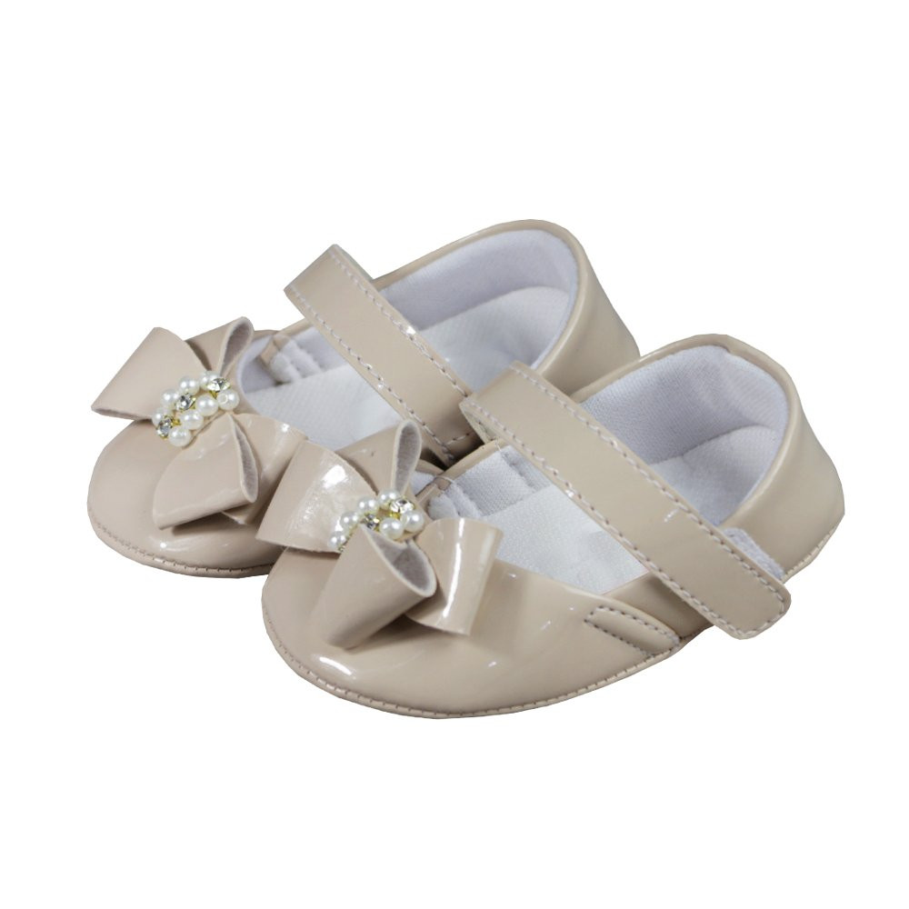 SAPATILHA PARA BEBÊ VERNIZ COM VELCRO E LAÇO NUDE