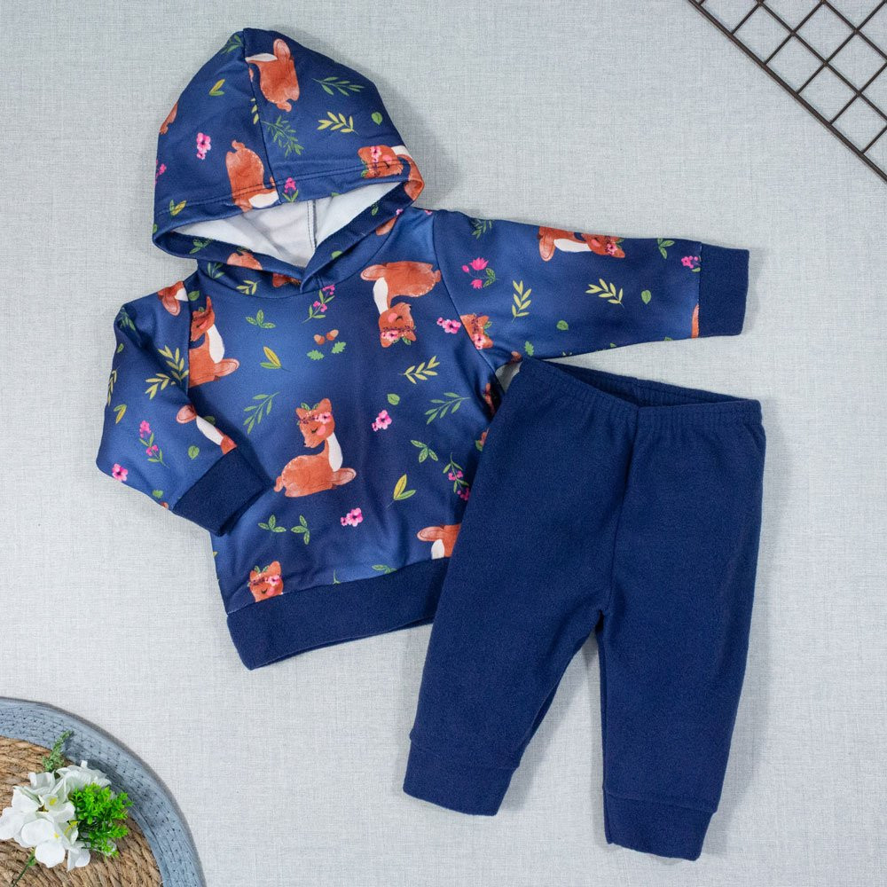 CONJUNTO PARA BEBÊ SOFT COM CAPUZ ESTAMPADO CERVO AZUL MARINHO