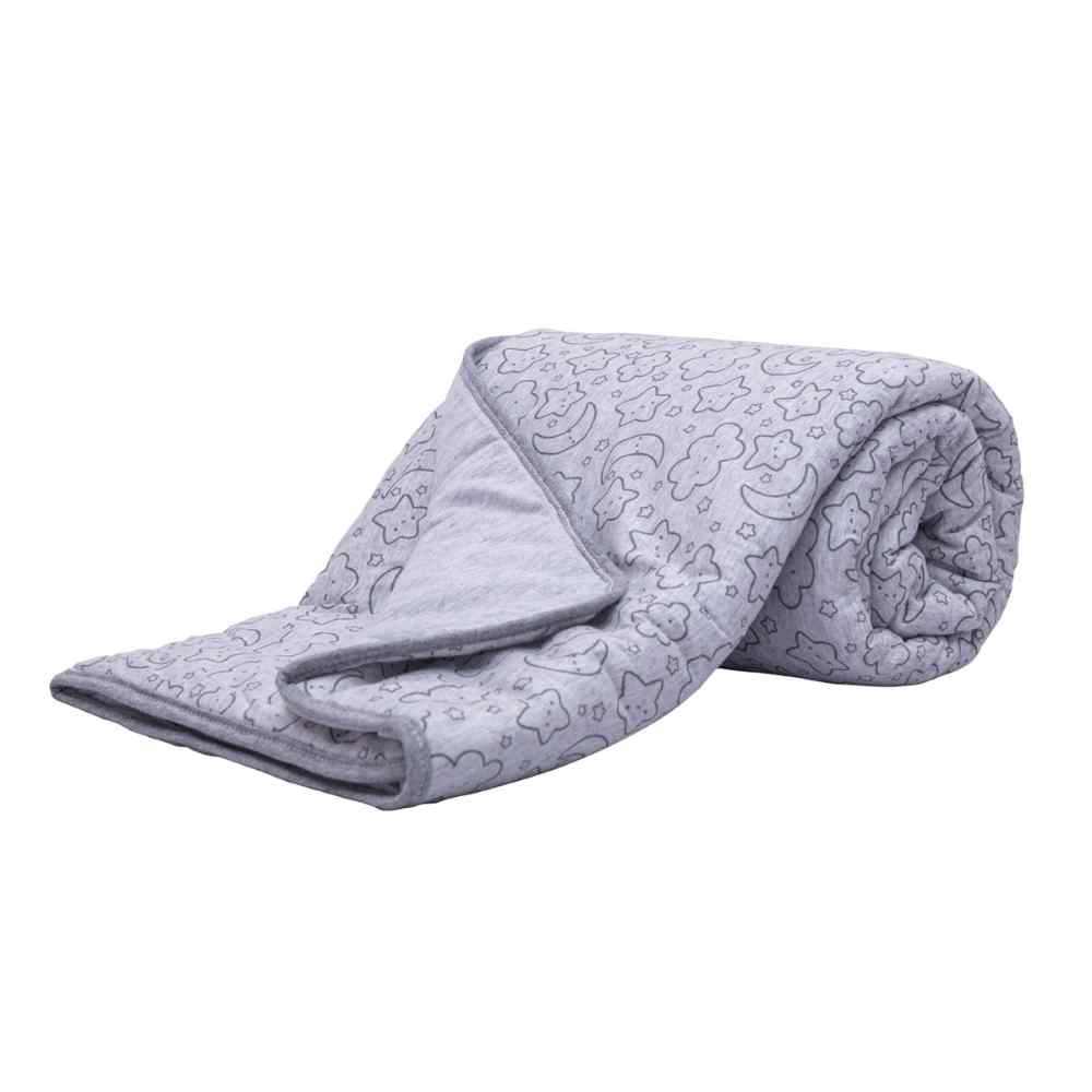 EDREDOM 85CM X 130CM PARA BEBÊ ESTAMPADINHO ESTRELAS CINZA