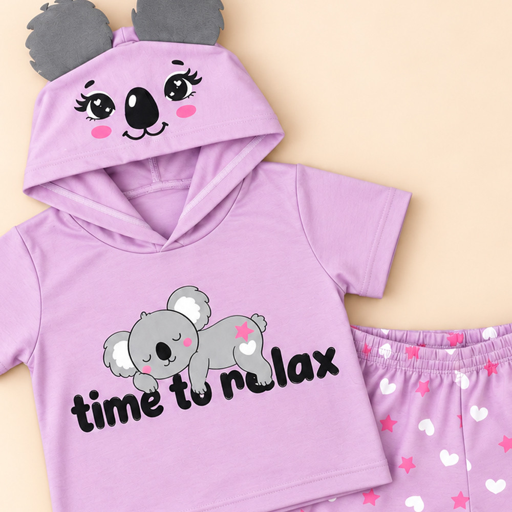Conjunto Curto Infantil Blusa com Capuz de Coala Aplique 3D e Shorts Estampado Lilás