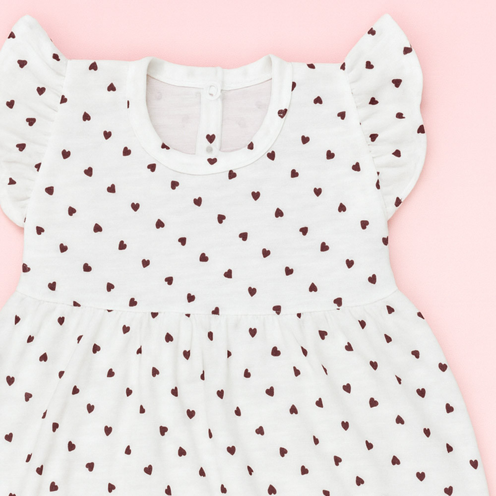 Macacão Curto Fofo com Design de Coração Menina Creme