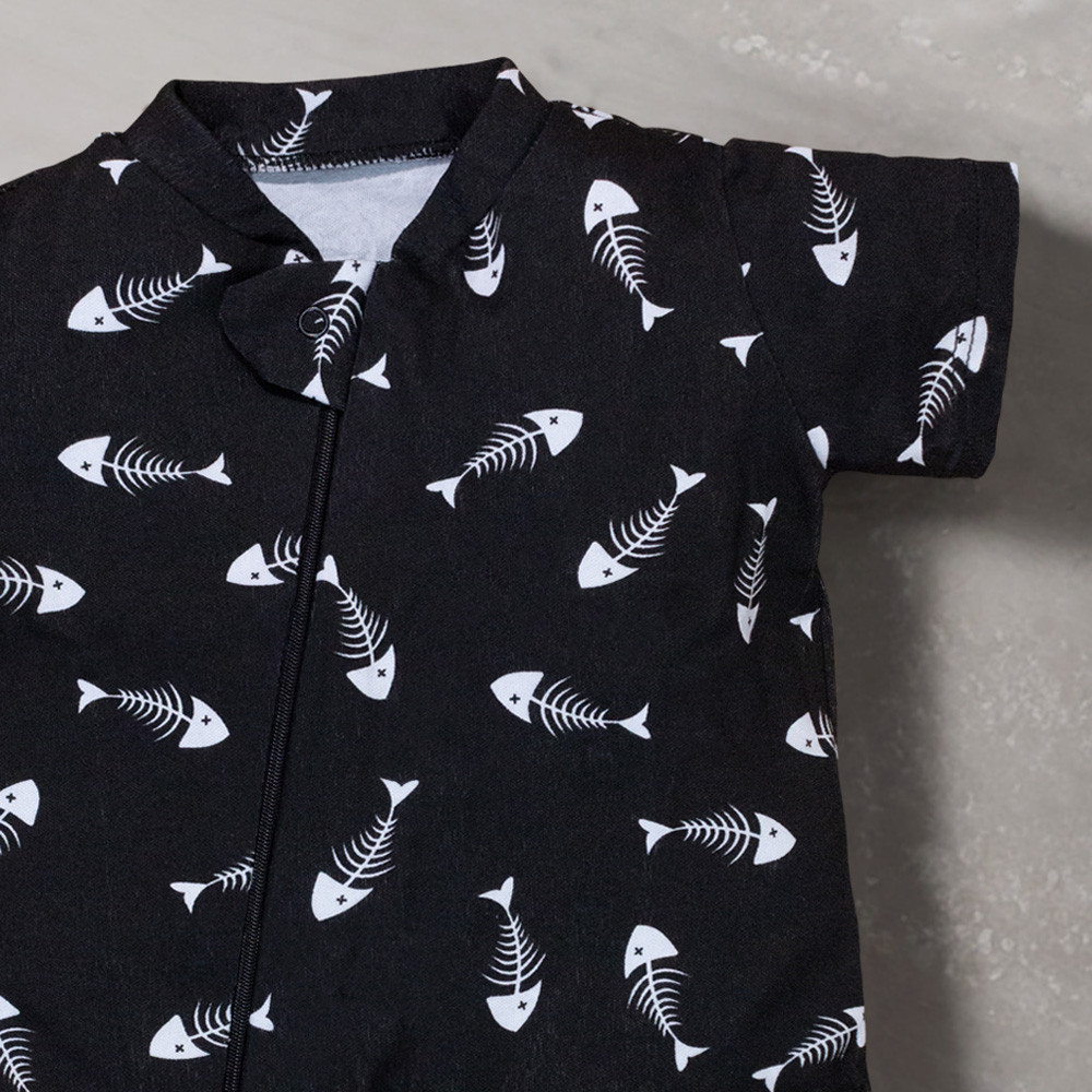 MACACÃO ROMPER MINIMALISTA EM SUEDINE PARA BEBÊ PEIXINHO PRETO