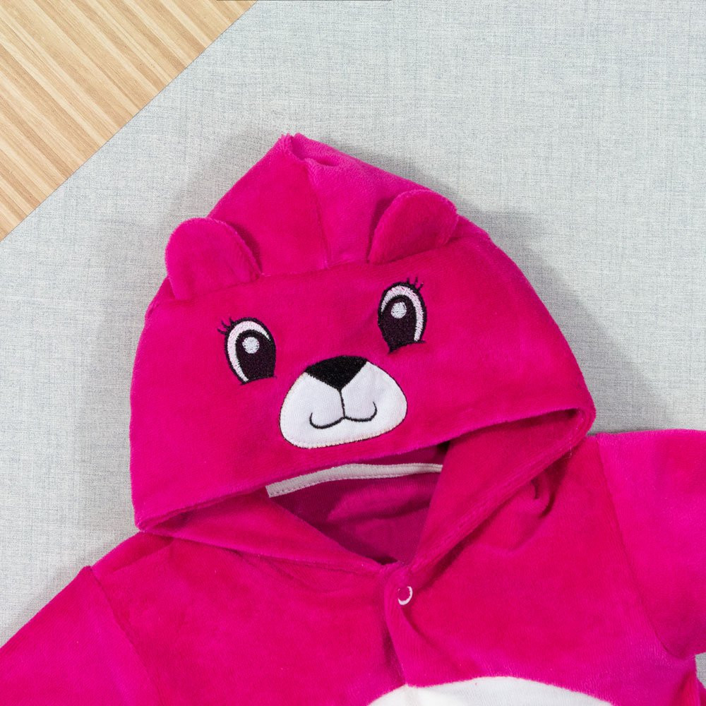 MACACÃO PARA BEBÊ EM PLUSH COM CAPUZ BORDADO URSINHA PINK
