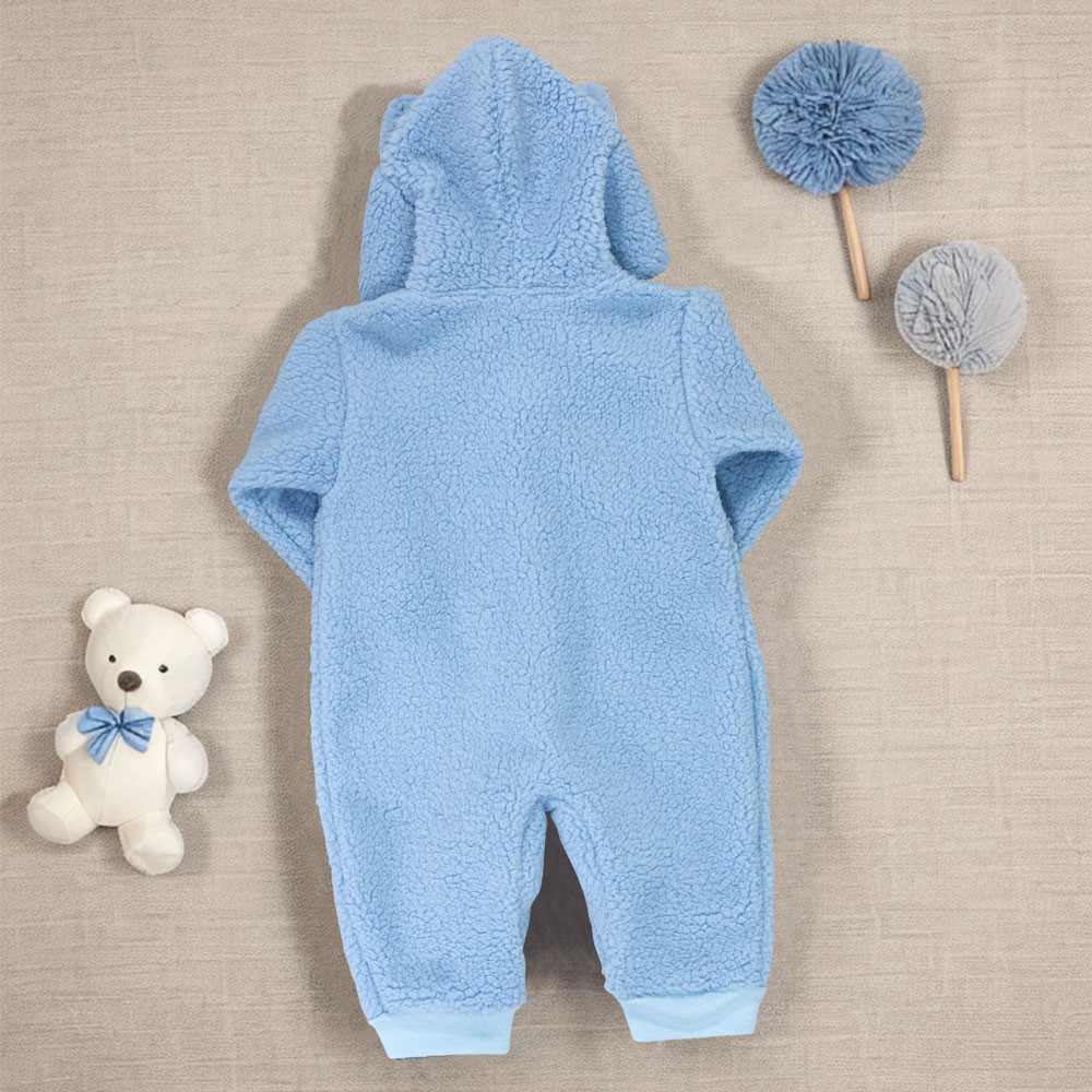 Macacão para Bebê de Pelucia Teddy Com Capuz Tons Variáveis de Azul