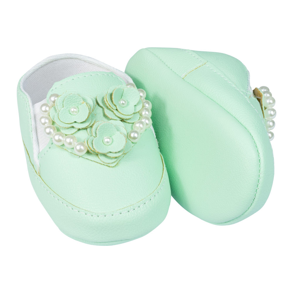 SAPATINHO COM ELÁSTICO PARA BEBÊ FLORES E PÉROLAS VERDE CLARO