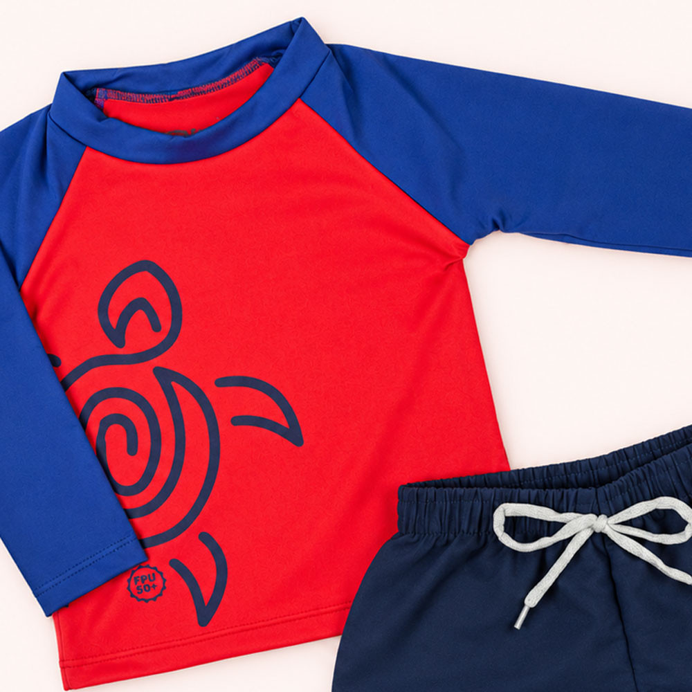 Conjunto de Praia Infantil Até 3 anos Camiseta UV 50+ e Shorts Mágico Vermelho
