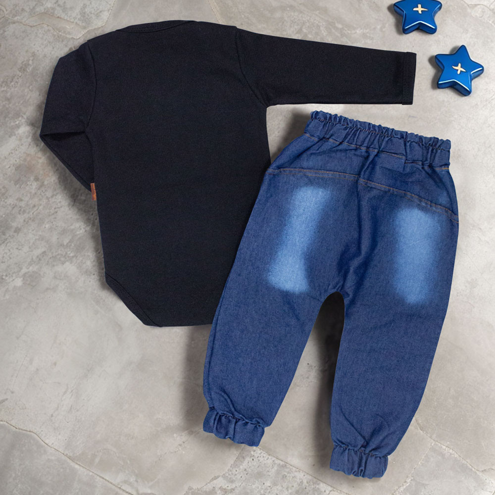 Conjunto Bebê Urso Charmoso Body Preto Bordado e Calça Jeans