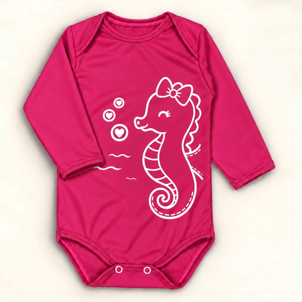 Conjunto Bebê Com Proteção Solar Body Uv50+ E Boné Pink Cavalo Marinho de 3 Meses a 1 Ano