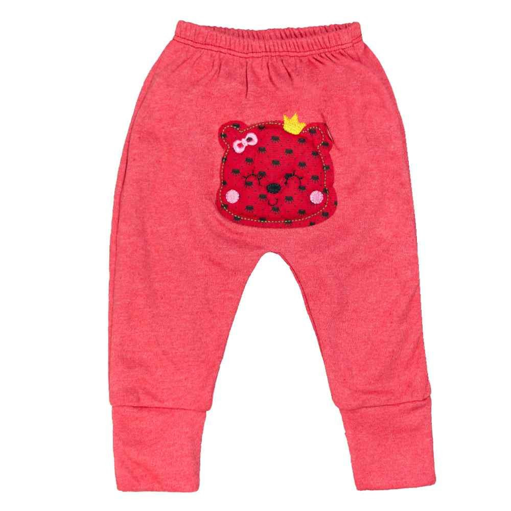 CALÇA PARA BEBÊ SUEDINE PÉ REVERSÍVEL E BORDADO NO BUMBUM VERMELHO