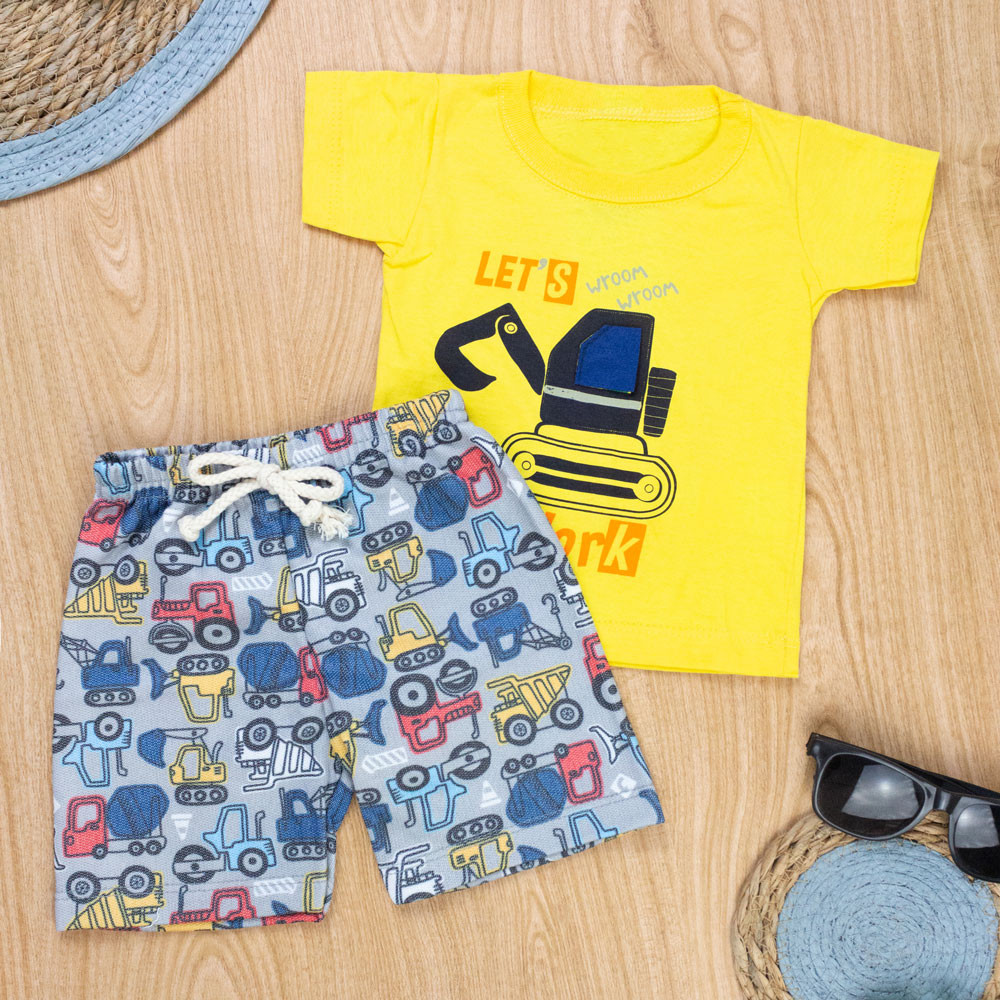 CONJUNTO CURTO CAMISETA E BERMUDA PARA BEBÊ ESTAMPADO WORK AMARELO