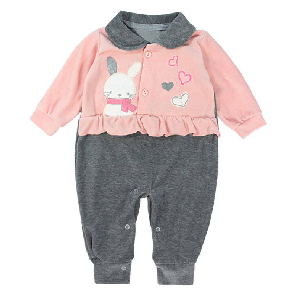 MACACÃO LONGO PARA BEBÊ PLUSH BORDADO COELHINHO COM BABADO NUDE