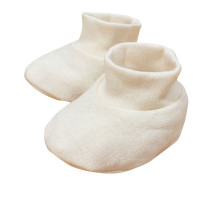 Pantufa de Bebê Conforto e Delicadeza em Algodão Creme