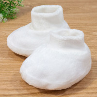Pantufa de Bebê Plush Quentinho Branca Básica