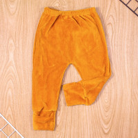 CALÇA PARA BEBÊ EM PLUSH PÉ REVERSÍVEL BÁSICA CARAMELO