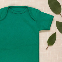 Body Básico Curto Bebê Algodão Verde - Suavidade e Conforto