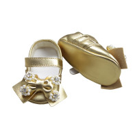 SAPATILHA PARA BEBÊ COM LACINHO DOURADO METALIZADO PEROLA STAR