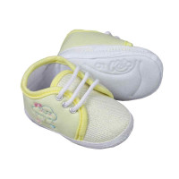 SAPATINHO DE BEBÊ PARA MENINA AMARELO COM CADARÇO DA KETO
