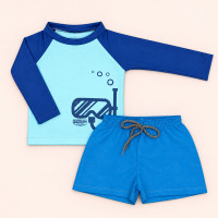 Conjunto de Praia Infantil Até 3 anos Camiseta UV 50+ e Shorts Mágico Azul Claro