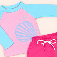 Conjunto de Praia Infantil Até 3 anos Camiseta UV 50+ e Shorts Mágico Rosa Claro
