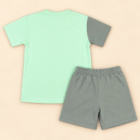 Conjunto Infantil Menino Camiseta e Bermuda de 2 até 08 anos Verde