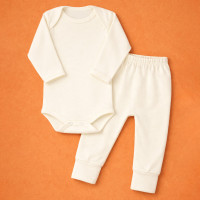 Conjunto Básico em Suedine Body Manga Longa e Calça com Pé Reversível Creme